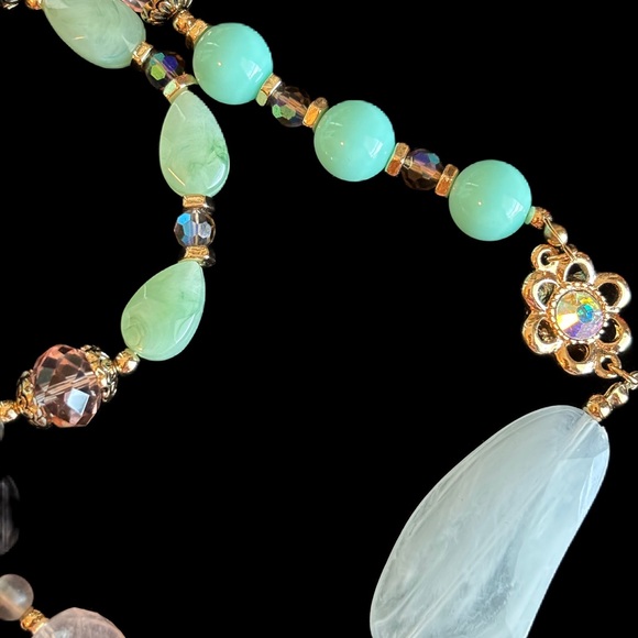 NWOT Premier Designs Multi-Colored Necklace - Picture 2 of 12